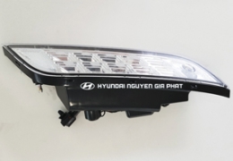 ĐÈN NÓC XE UNIVERSE