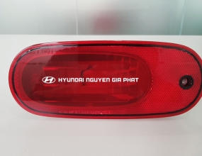 ĐÈN SƯƠNG MÙ PHÍA SAU XE UNIVERSE