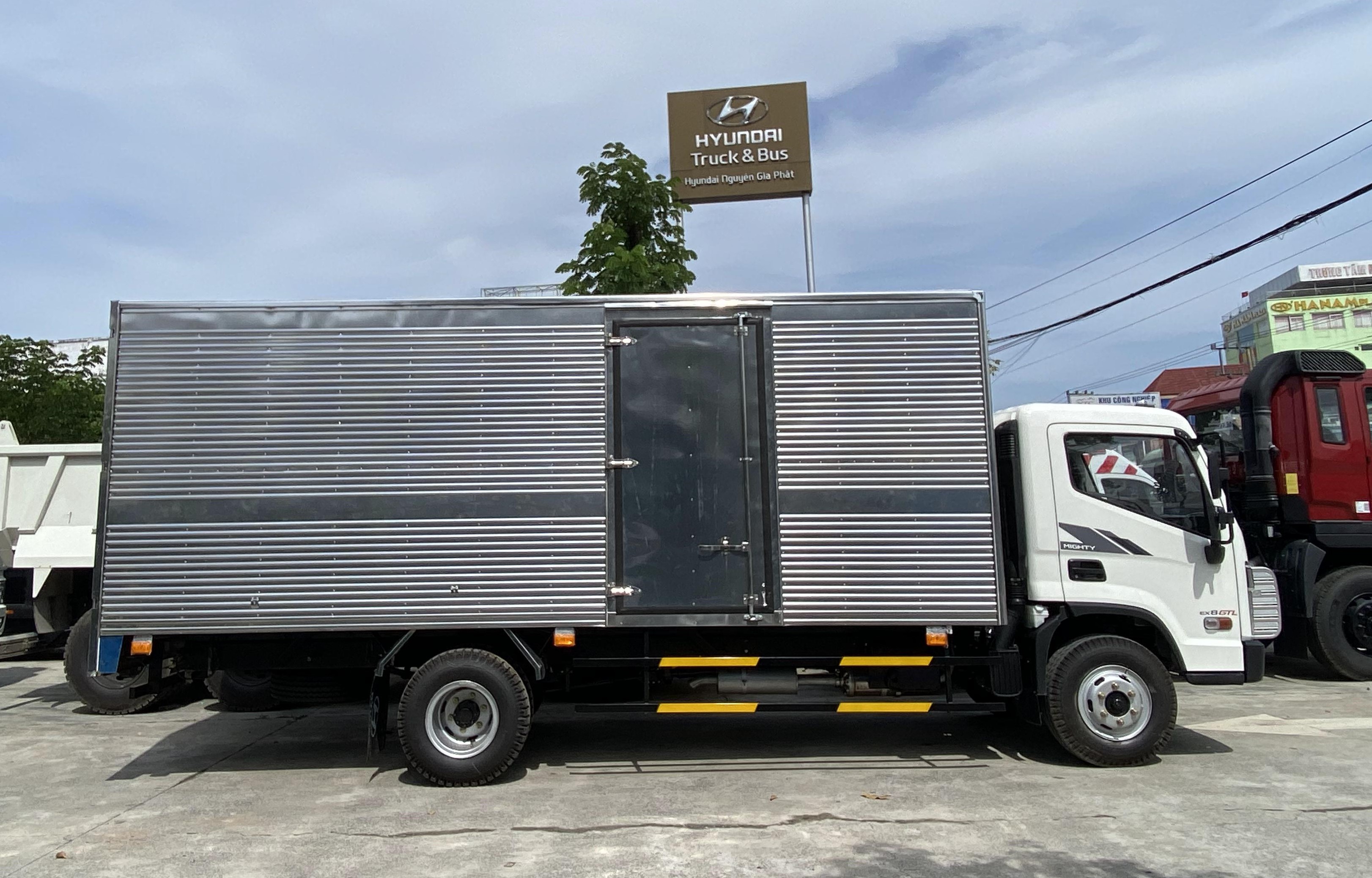 Hyundai Ex8 GT - Tải 7 Tấn - Bản Tiêu Chuẩn, Thiết Kế Mới