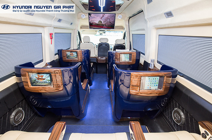 Xe Solati Limousine Limited Edition