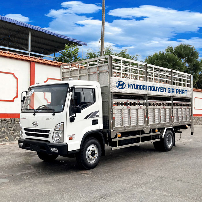 HYUNDAI MIGHTY EX8 GTL 7 TẤN THÙNG DÀI 5.8M 