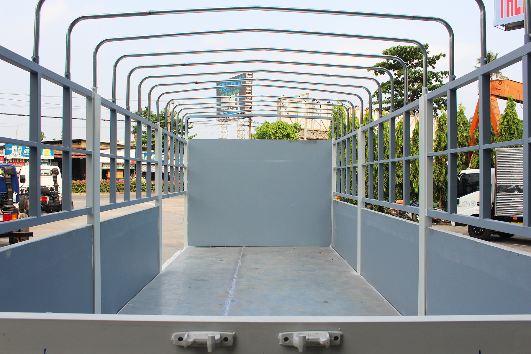 NEW MIGHTY 110XL - 7 TẤN - Thùng 6m3