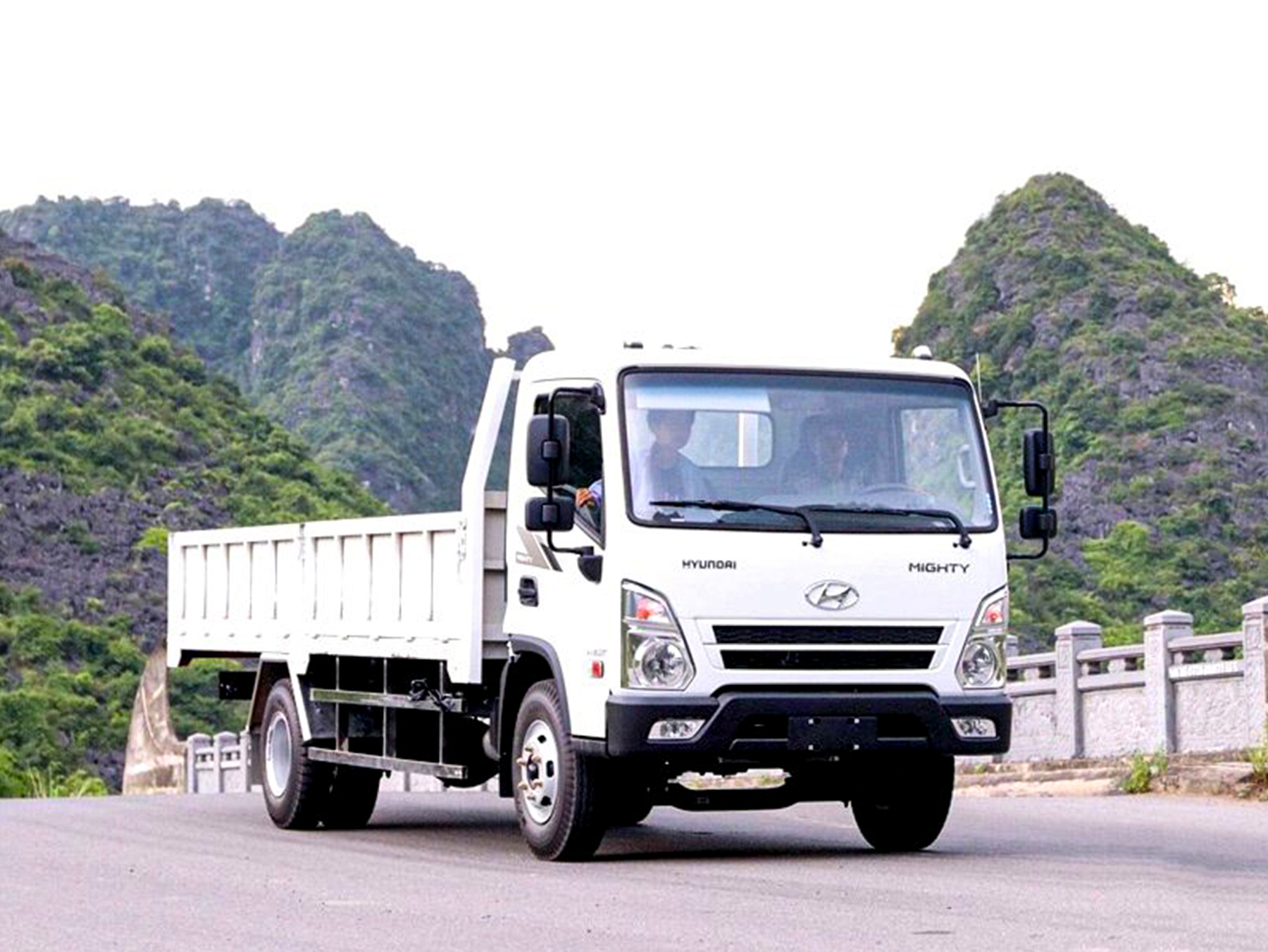 HYUNDAI EX8L - 7 TẤN - BẢN ĐỦ, CAO CẤP