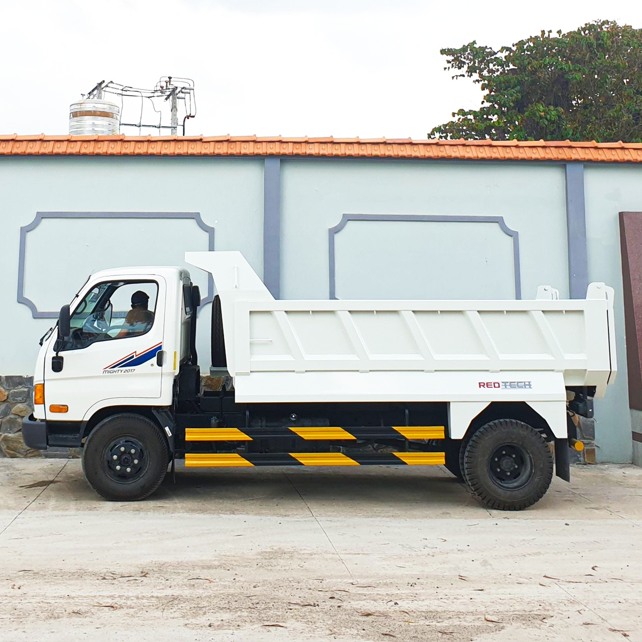 New Mighty 110SP - 7 Tấn - Thùng dài 5m