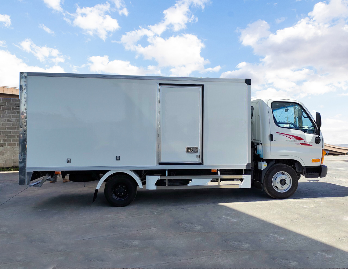 NEW MIGHTY N250SL - 2.5 TẤN - Thùng dài 4m3