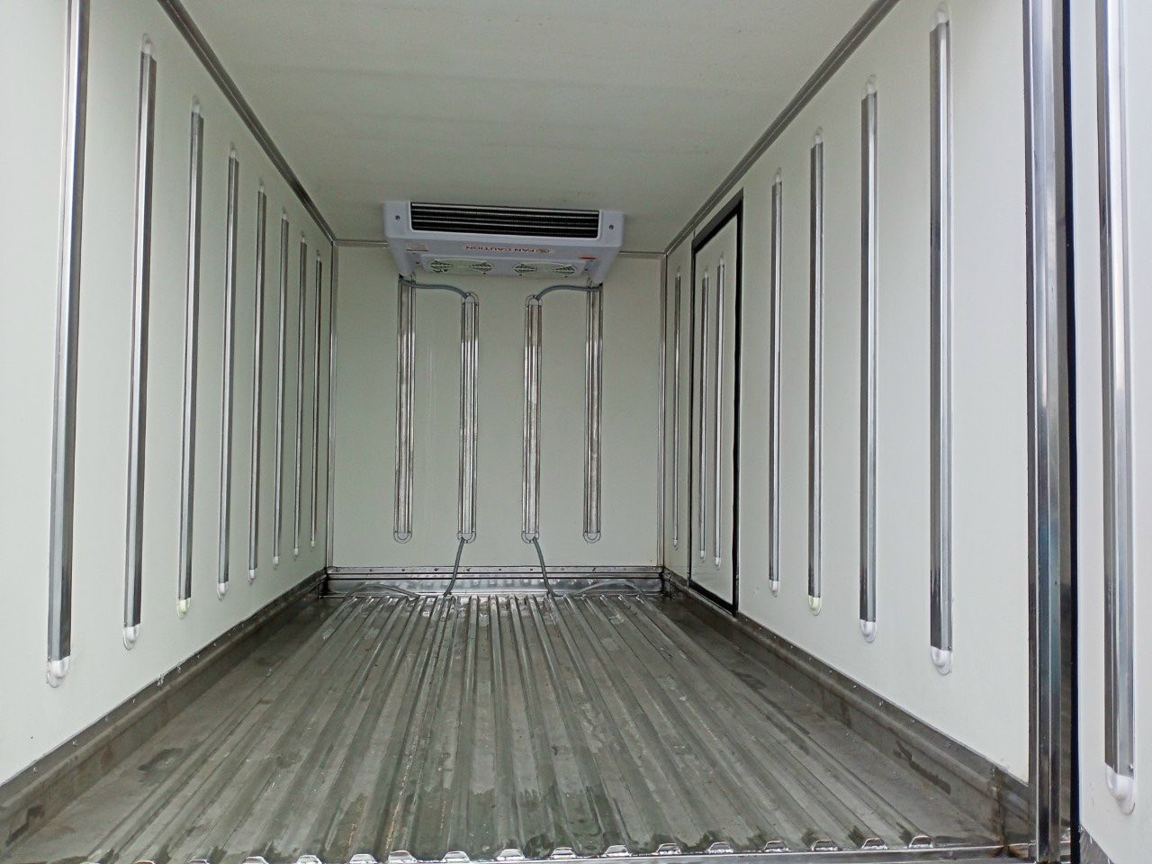 Xe tải Hyundai New Mighty 75S thùng đông lạnh