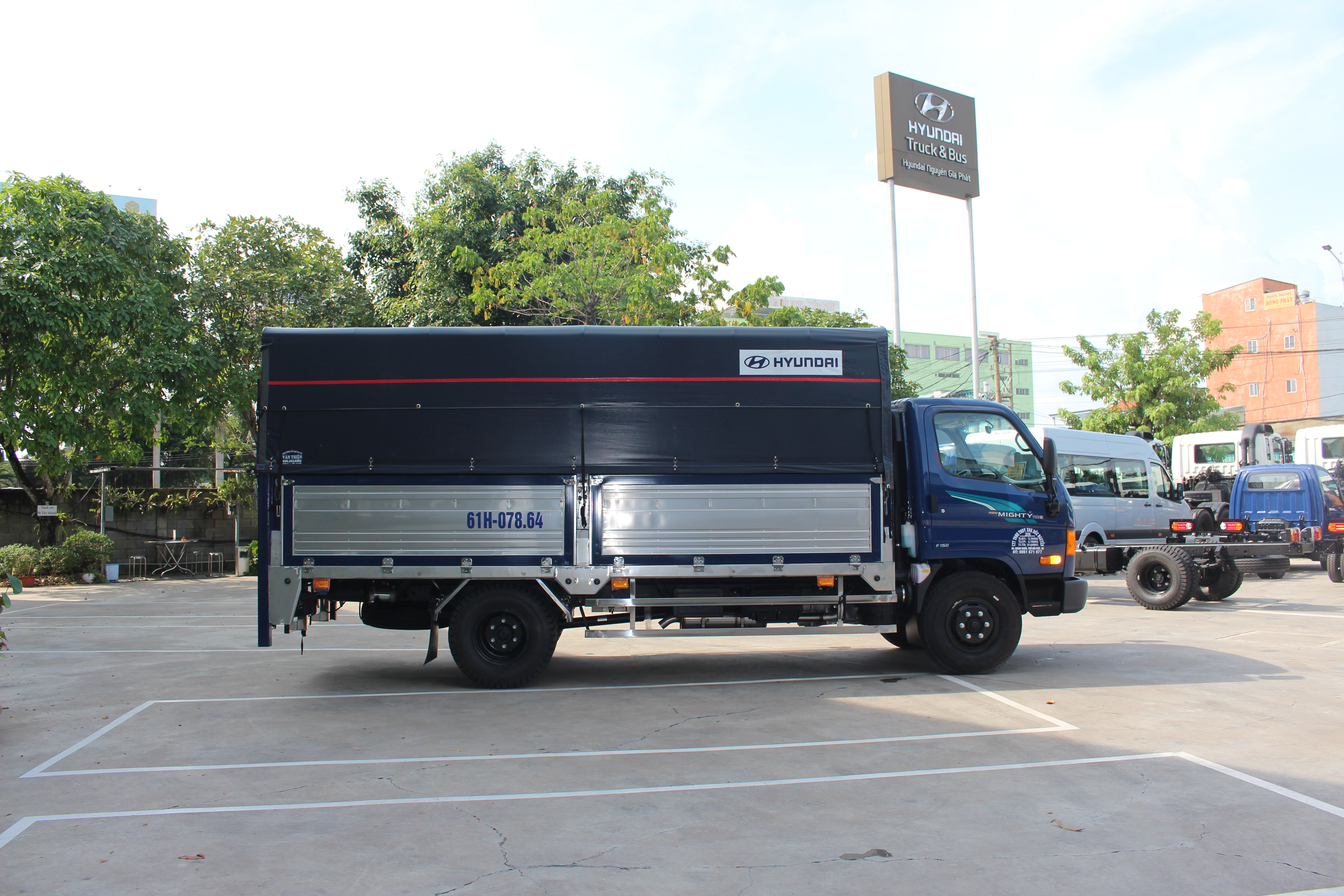 Xe tải Hyundai Mighty 110SP thùng mui bạt
