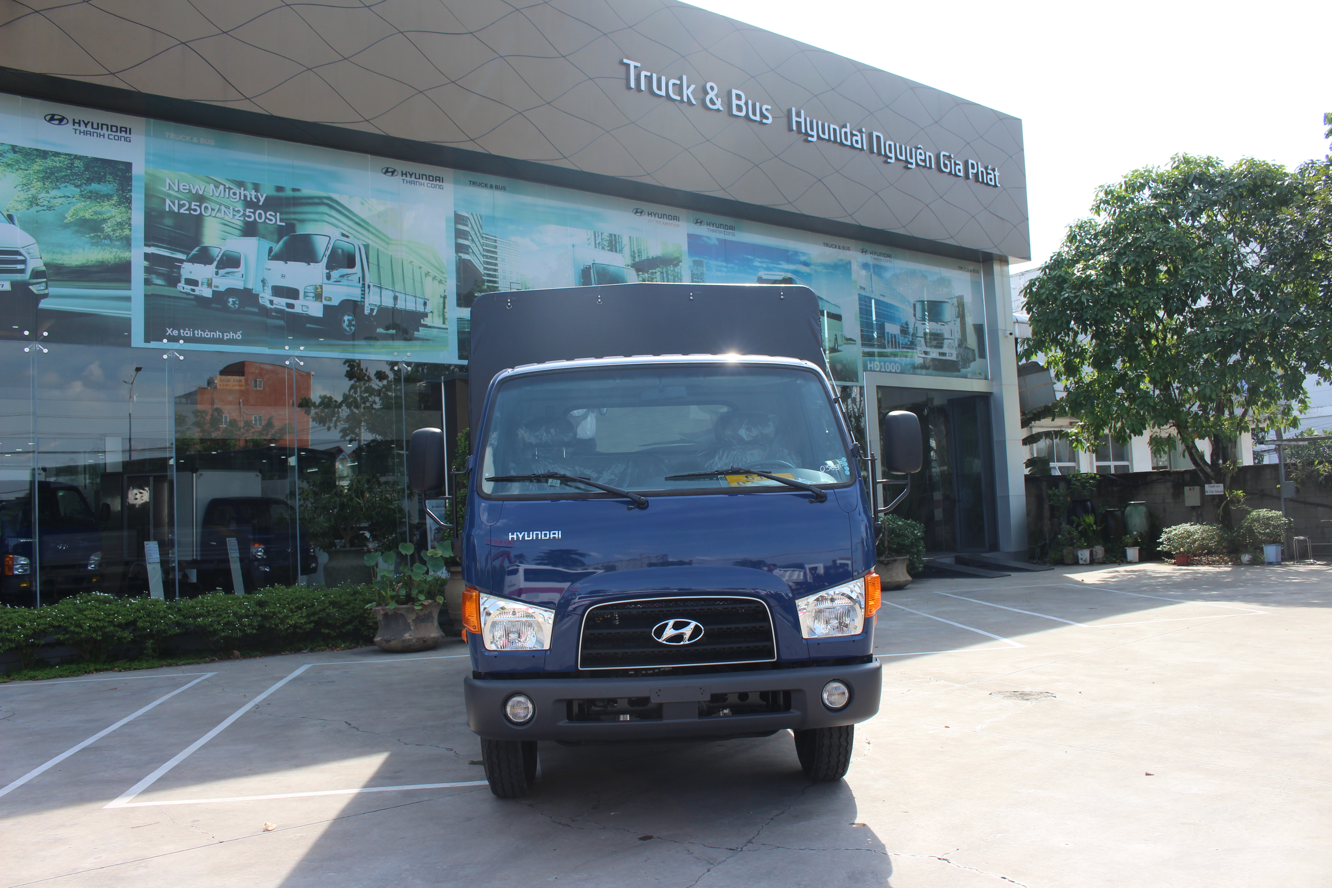 Xe tải Hyundai Mighty 110SP thùng mui bạt