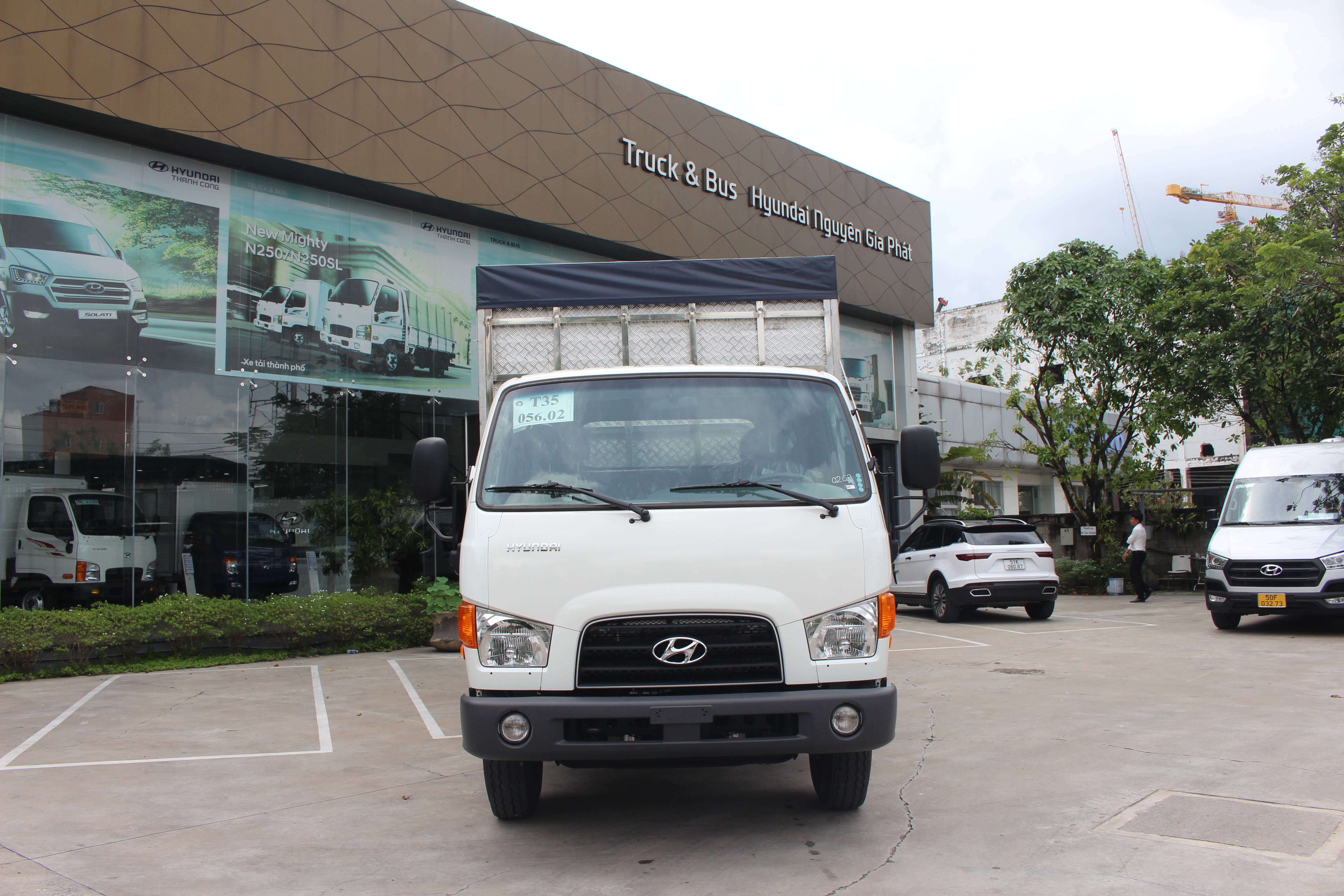 Xe tải Hyundai Mighty 110XL thùng chở gia súc