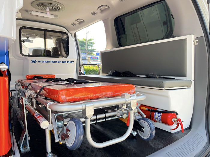 Xe cứu thương Hyundai Starex