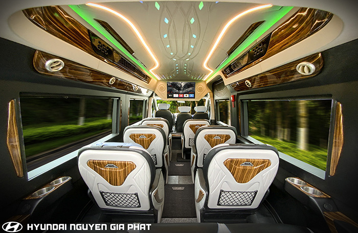 Solati Limousine DCar Hạng Thương Gia