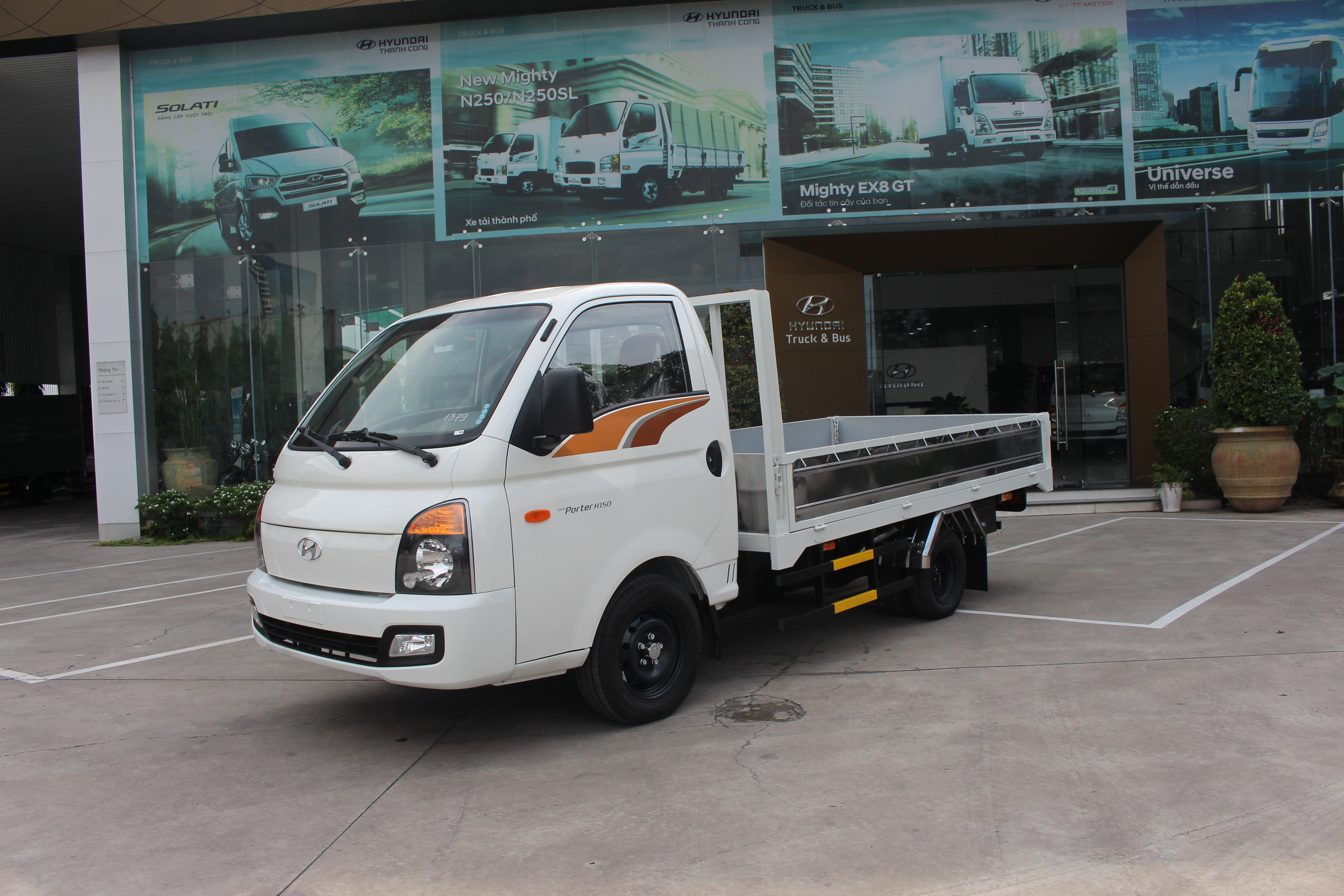 Hyundai H150 thùng lửng