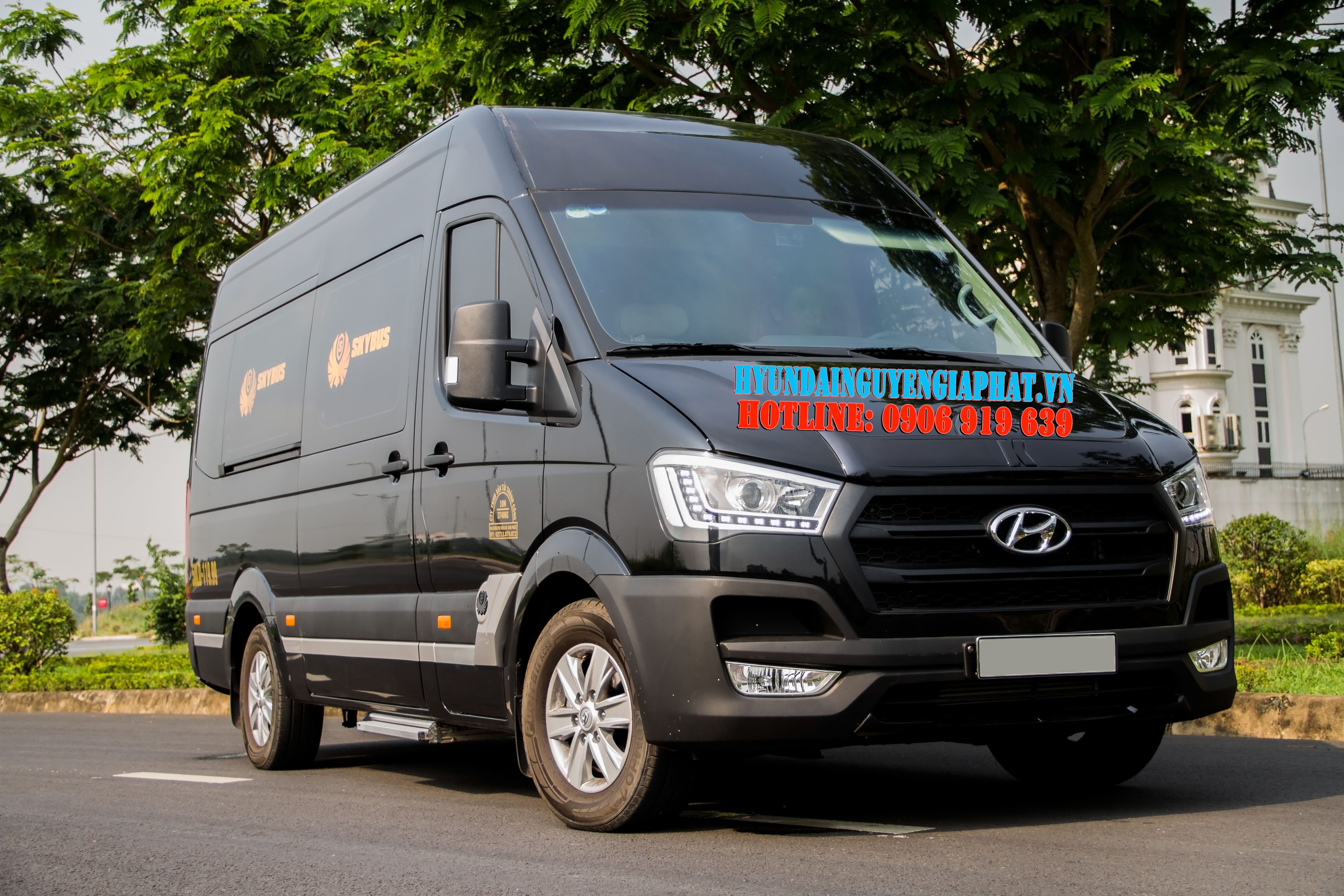 Xe Solati Limousine Limited Edition