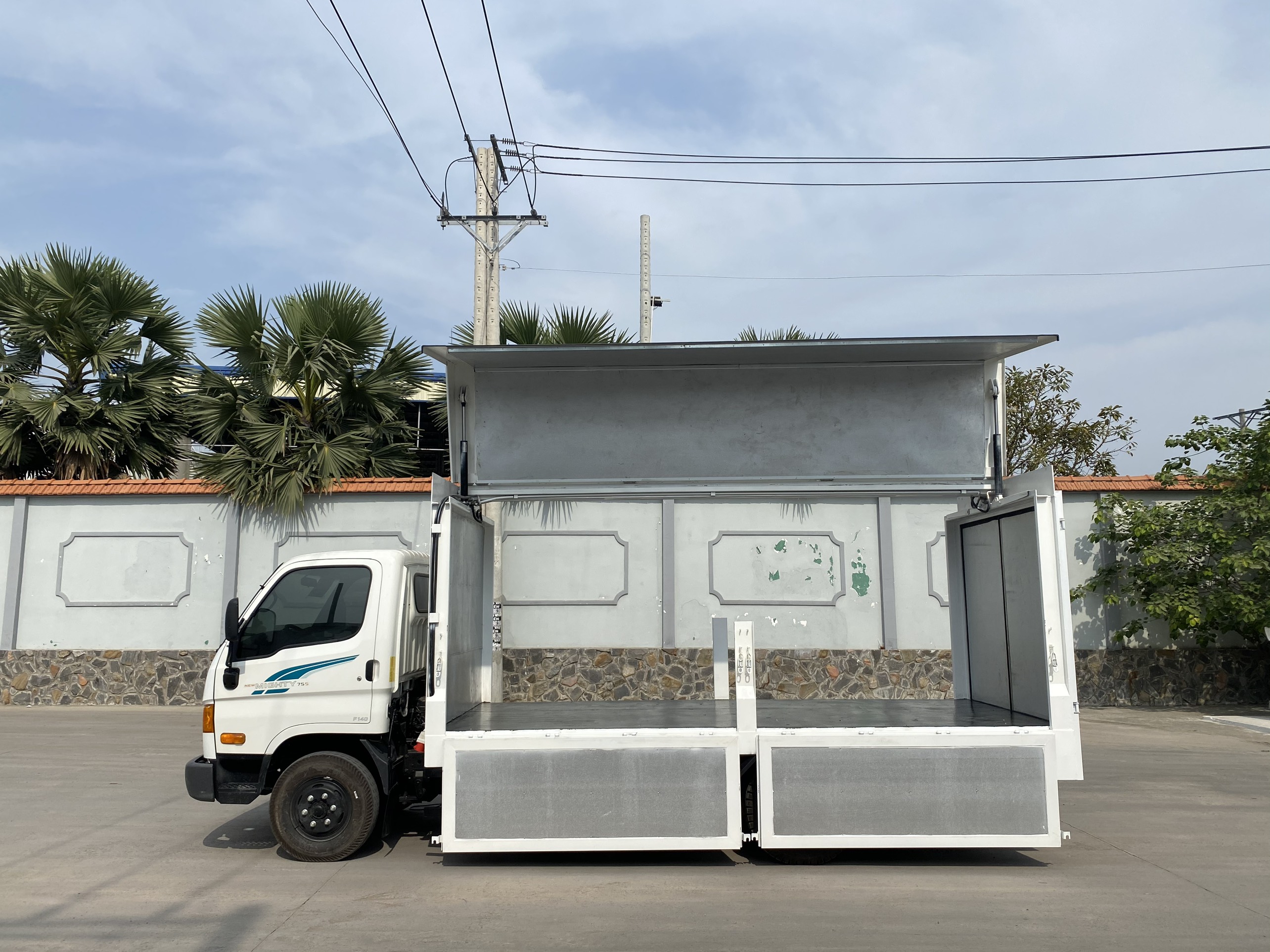 NEW MIGHTY 75S - 3,5 TẤN - 4 TẤN