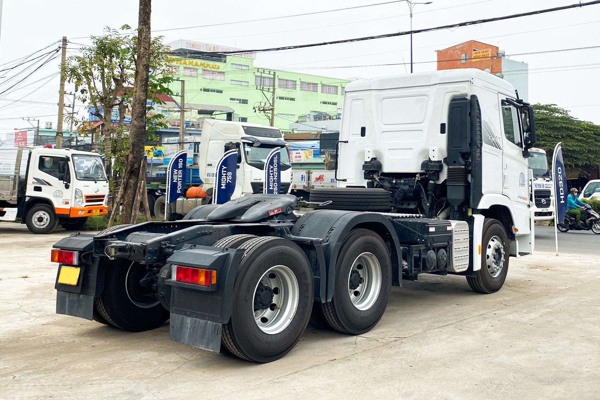 ĐẦU KÉO XCIENT GT